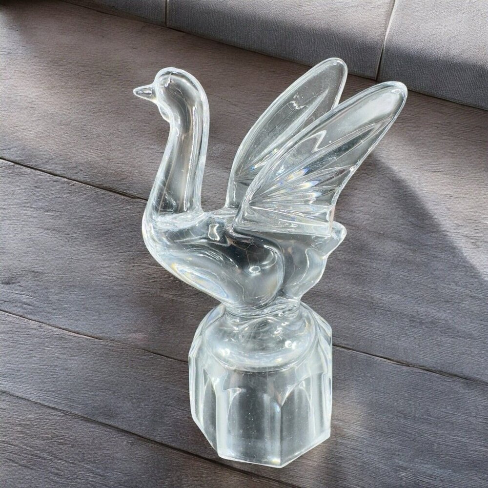 Vintage Clear Flying Glass Crystal‎ Bird Figurine Glassware Decor Figure VTG